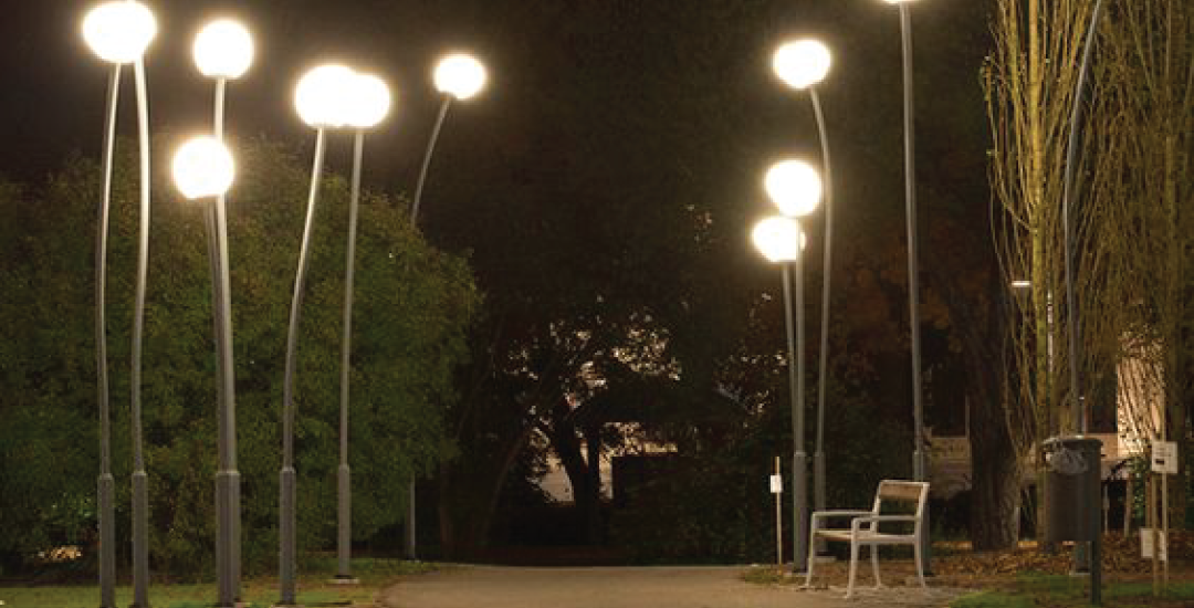 Proses Pembuatan Lampu Taman
