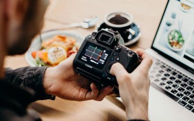 Membangun Komunitas Online Sekitar Website