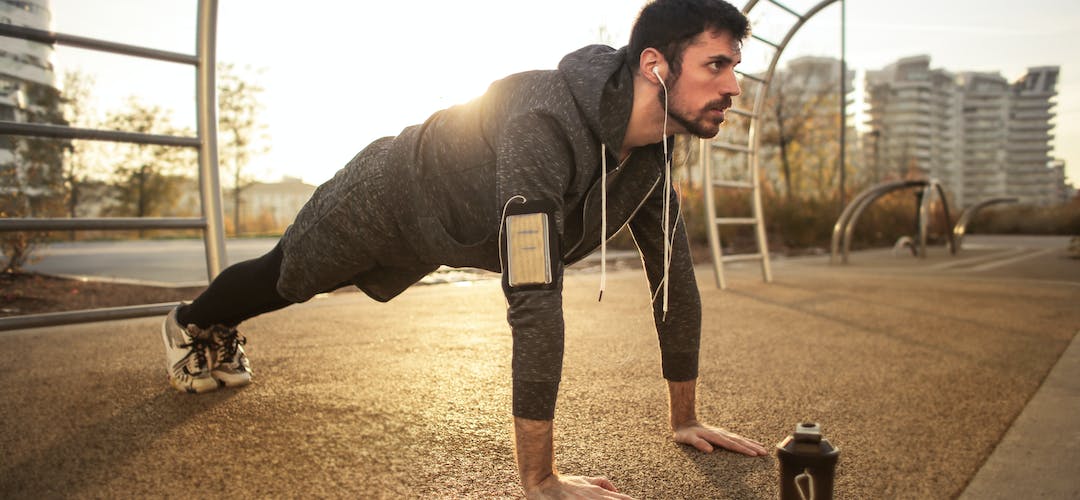 Menampilkan Gaya Saat Berolahraga