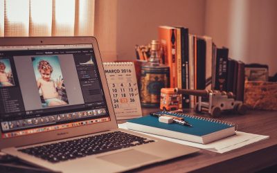 Menggunakan Media Sosial Untuk Meningkatkan Website