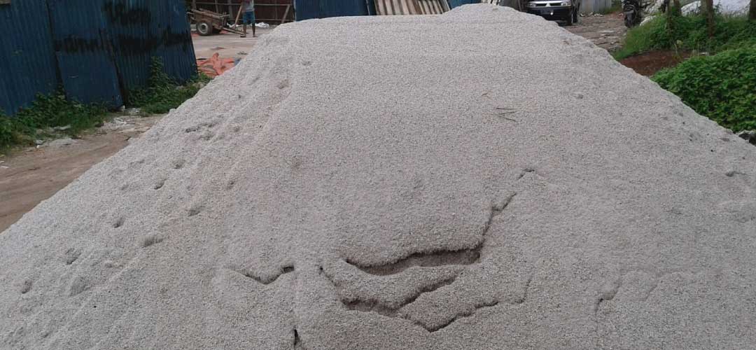 Kenapa Banyak Proyek Menggunakan Pasir Urug